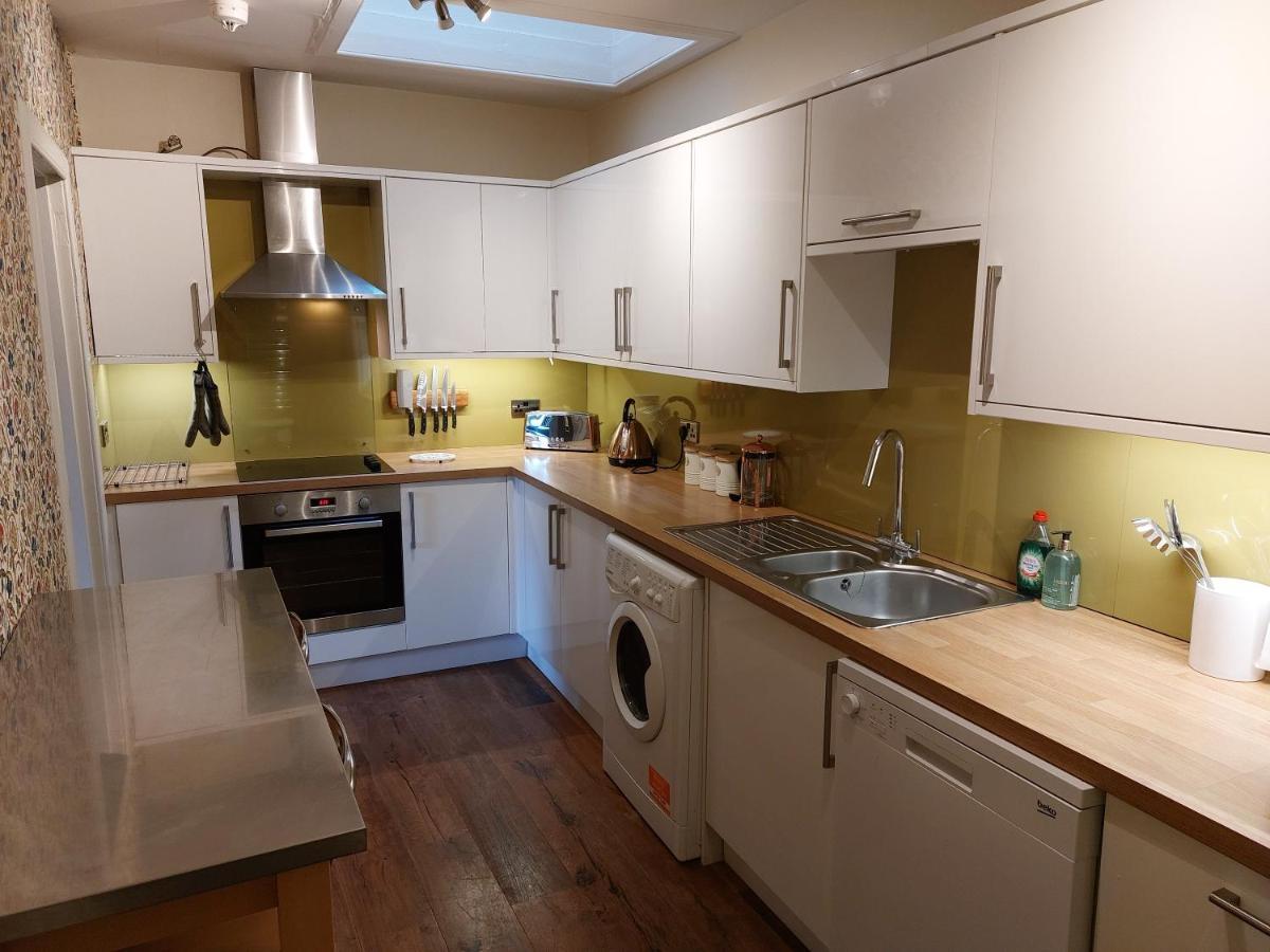 Appartamento Stunning 5Br Royal Mile Penthouse Edimburgo Esterno foto